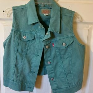 Levi’s denim vest